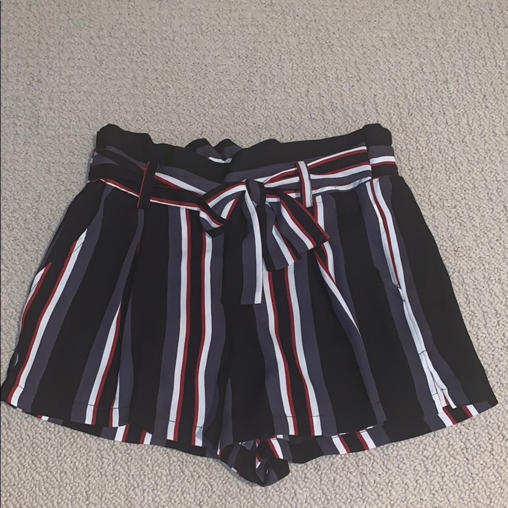 Hot Kiss stripped flowy shorts